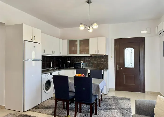 Papas House 3 Near Faliraki Apartamento