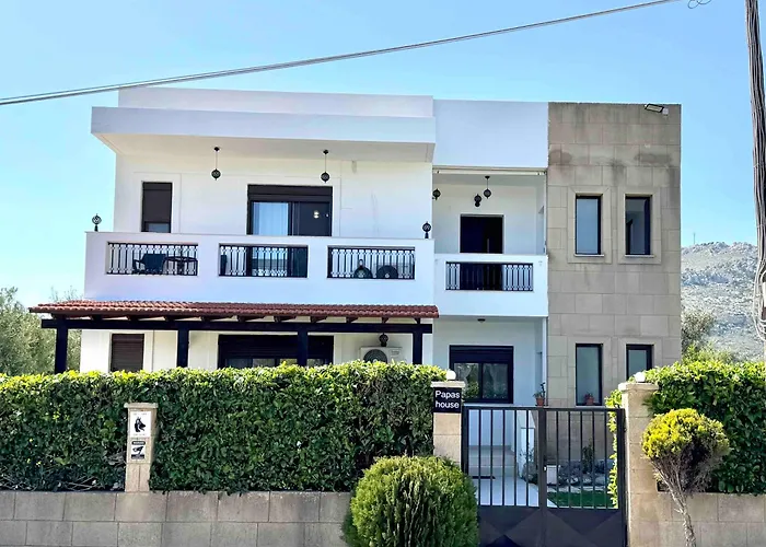 Papas House 3 Near Faliraki 公寓