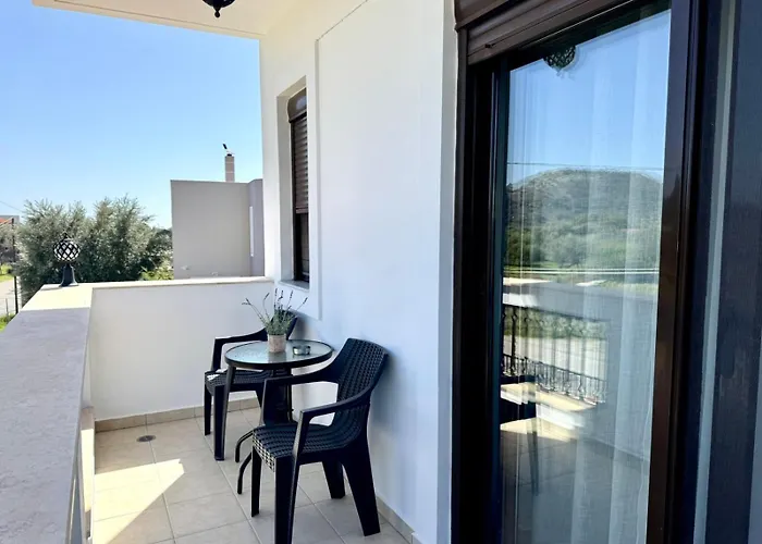 Papas House 3 Near Faliraki 公寓 *